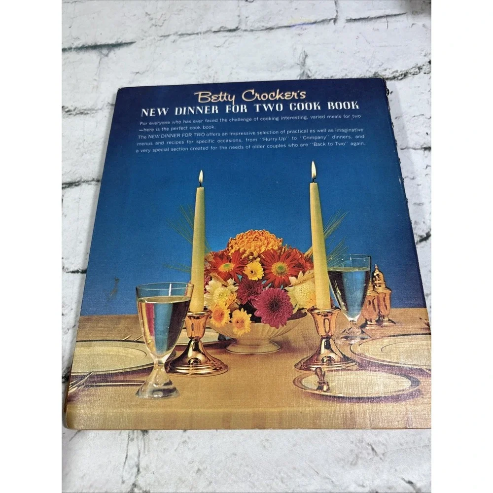Vintage 1964 Betty Crocker's New Dinner for 2 Two Cookbook 1st Ed 5th printing